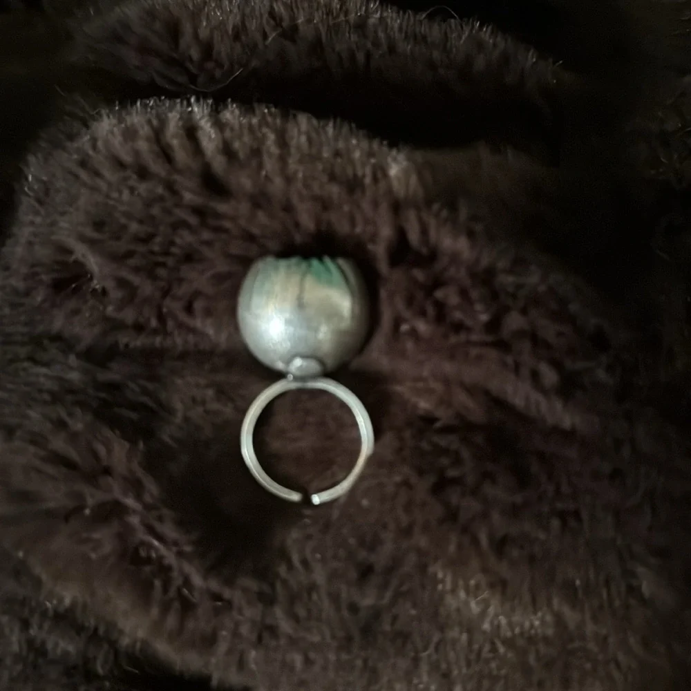 Konplott Elegant Silver-Toned Ring - Picture 2 of 6